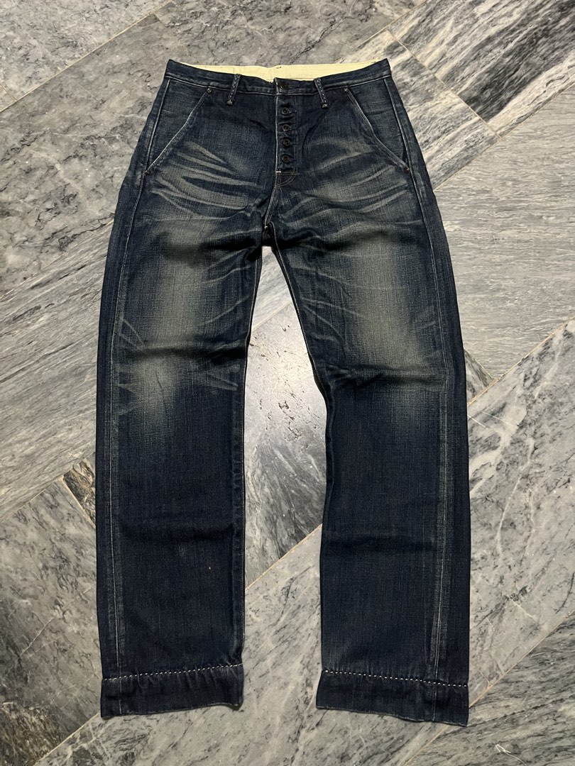 Levi’s 205 Retro Style Engineered Pants (Category: Jeans) located in Camaligan. Submitted by thriftcouturebyaybs (Listing ID 1456398018, Image 3). Description: - Excellent Condition - No issue - Buyer Should Handle The Shipping Cost - W: 30 inch - L: 41 inch - Hem: 8 inch .