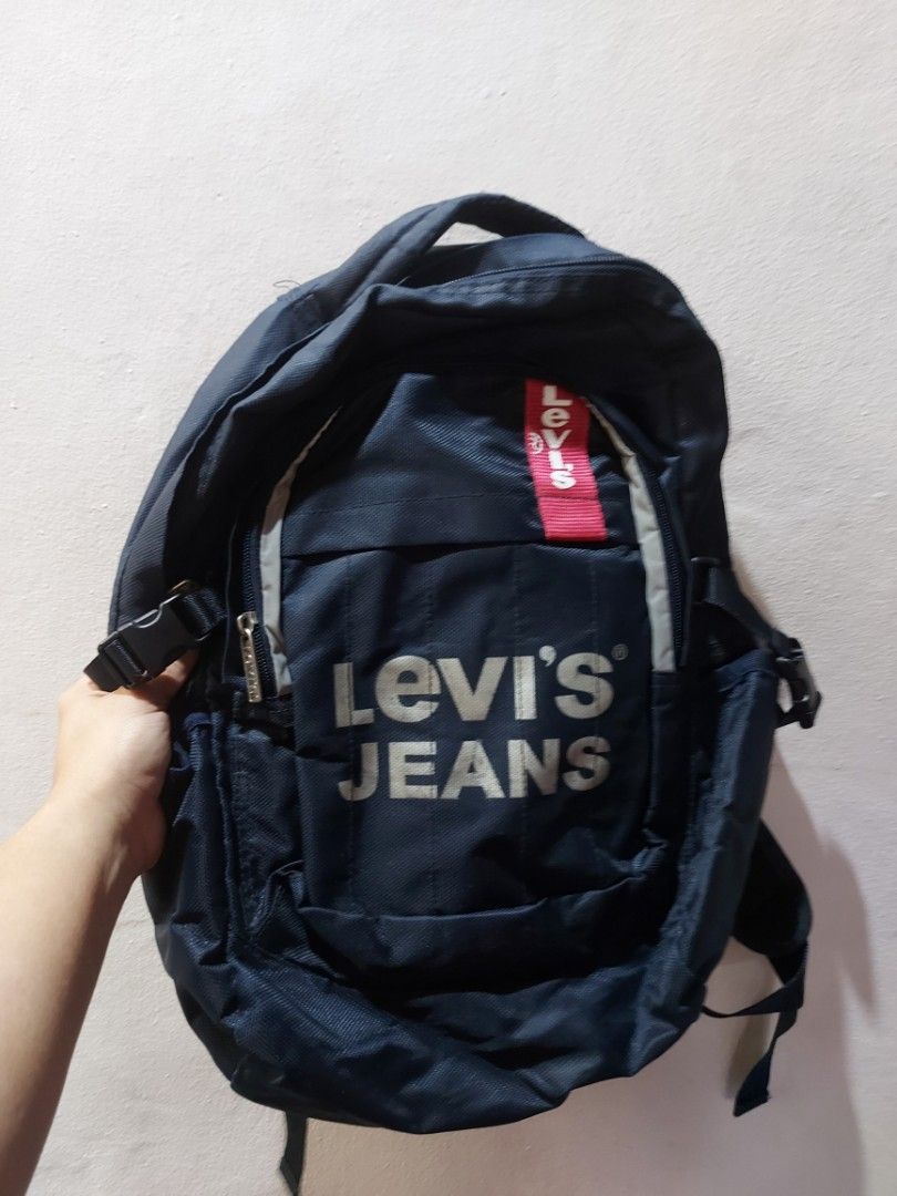 Levi's Jeans Navy Blue Backpack (Category: Backpacks) located in Manila. Submitted by veelafiera (Listing ID 1456328753, Image 1). Description: - Navy blue Levi's backpack - Classic red Levi's tab - Spacious interior - Good zippers - Adjustable straps - Ideal for school or daily use - Shows some signs of wear, but fully functional .