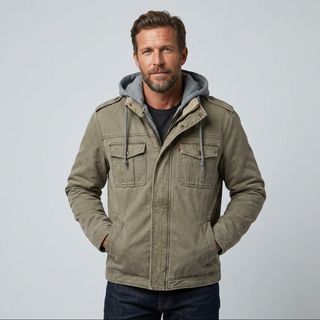 (Category: ) located in . Submitted by y2k.luxury.streetwear.outdoor (Listing ID 1456387874, Image 1). Description: .
