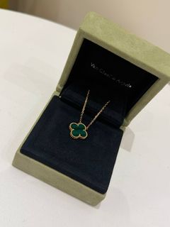 (Category: ) located in . Submitted by luxshare_preloved_ (Listing ID 1456325045, Image 1). Description: .
