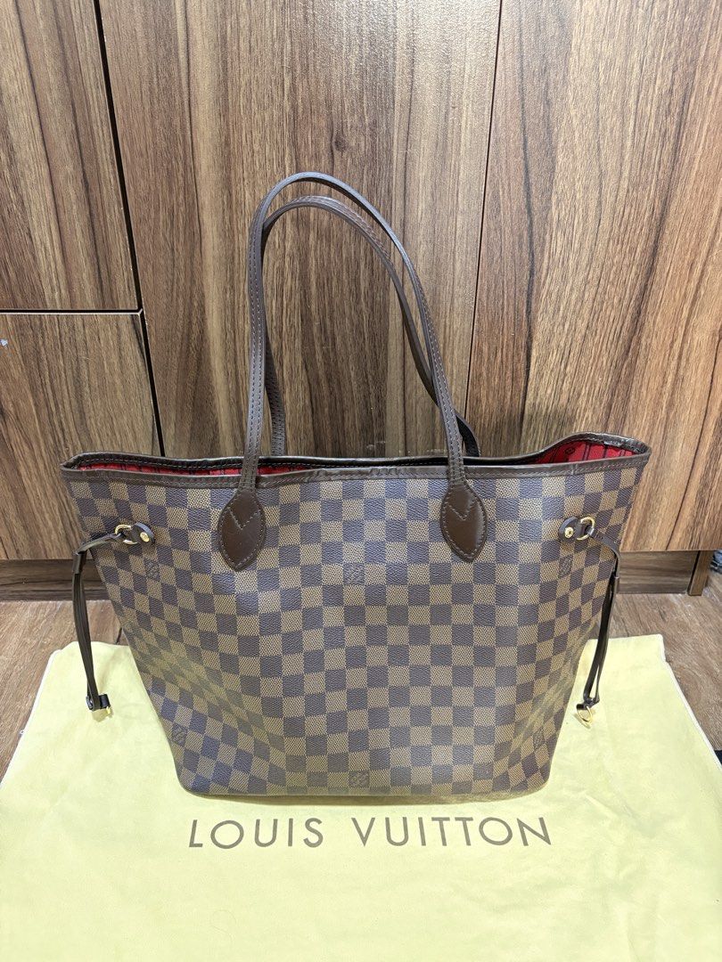 Louis Vuitton Neverfull | Entrupy Authenticated (Category: Luxury Bags & Wallets) located in Manila. Submitted by ynaangel (Listing ID 1456242408, Image 1). Description: ✨ Louis Vuitton Neverfull | Entrupy Authenticated ✨ Selling my authentic Louis Vuitton Neverfull tote in used but like new condition. Gently used and very well maintained with minimal signs of wear. Clean inside and out, ready to use. ✔️ Entrupy authenticated (certificate availab