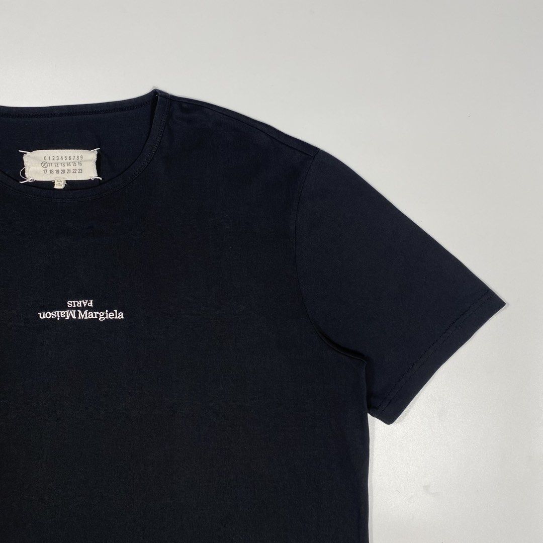 Maison Margiela Distorted Logo T-shirt (Category: Tshirts & Polo Shirts ) located in San Fernando. Submitted by classic-threads (Listing ID 1456415480, Image 3). Description: Maison Margiela Distorted Logo T-shirt Excellent Condition Size Large W 23” x L 29” La Union📍 600.