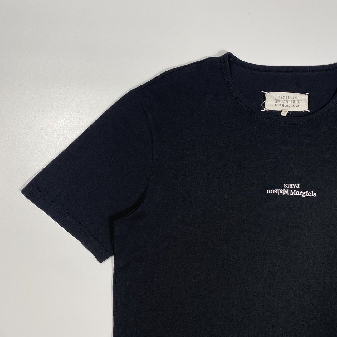 Maison Margiela Distorted Logo T-shirt (Category: Tshirts & Polo Shirts ) located in San Fernando. Submitted by classic-threads (Listing ID 1456415480, Image 2). Description: Maison Margiela Distorted Logo T-shirt Excellent Condition Size Large W 23” x L 29” La Union📍 600.