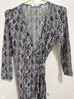 (Category: ) located in . Submitted by shop__dnce (Listing ID 1456382896, Image 1). Description: .