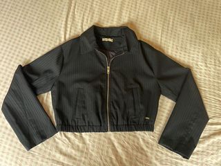 (Category: ) located in . Submitted by lyne05 (Listing ID 1456332425, Image 1). Description: .