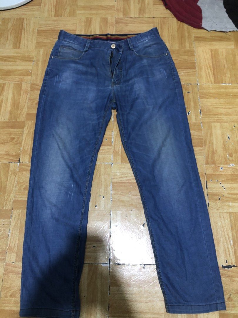 mastermind jeans (Category: Jeans) located in San Jose. Submitted by palaboy0728 (Listing ID 1456298178, Image 1). Description: 32 w 38.5 L.