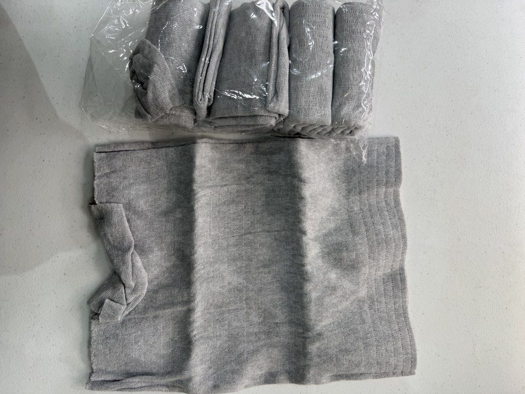 Maternity Napkin and Disposable Underwear (Category: Maternity Care) located in San Pedro. Submitted by ekaayy (Listing ID 1456283435, Image 2). Description: - Bundle Items Maternity Napkins (10 napkins only) & Disposable Underwears (5 pcs XS-S size) - Must have for Postpartum 📍San Pedro, Location.