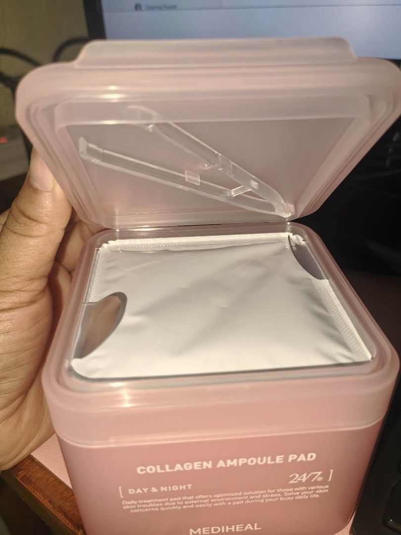Mediheal Collagen Ampoule Pad (Category: Face Care) located in Hermosa. Submitted by declutterme04 (Listing ID 1456415481, Image 2). Description: Brand new but no box. Authentic Message me for any question 😊❤️.