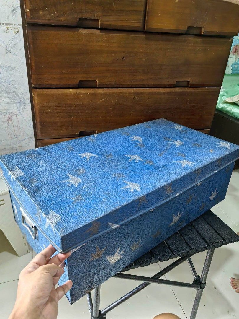Metal Storage Box (Category: Storage Boxes & Baskets) located in Cebu City. Submitted by dudes_villanueva (Listing ID 1456263542, Image 2). Description: Metal Storage Box 📌 In very good condition with minor dents and few metal stain which is not an issue. 📌 Interior malinis. 📌 Maganda ng outdoor storage like tools. Matibay sempre kesa plastic. L26xW14xH9 in.