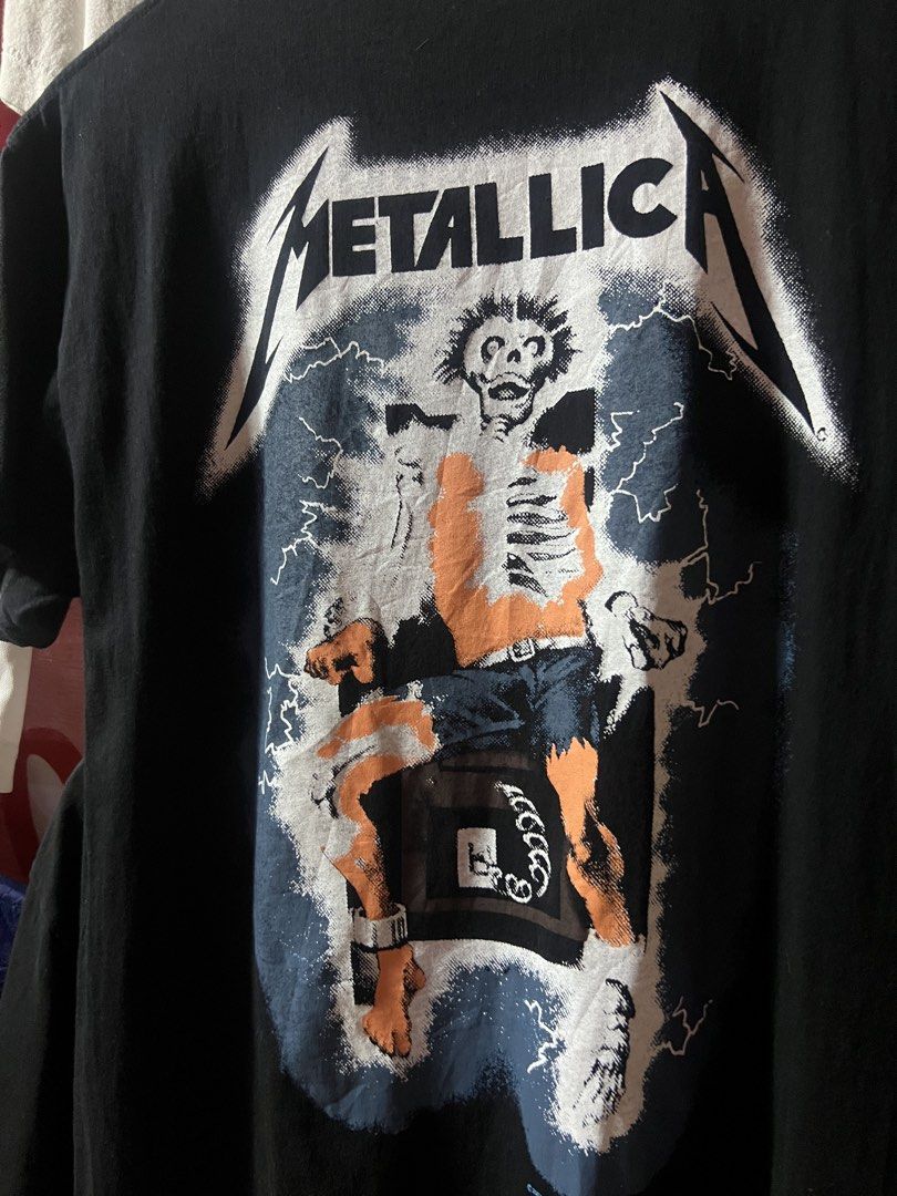 Metallica band tee (Category: Activewear) located in Balamban. Submitted by jersey033 (Listing ID 1456385019, Image 3). Description: Like new No issue .
