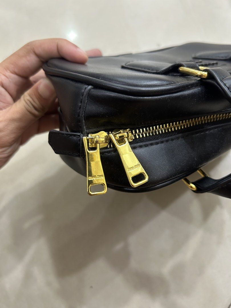 Miu Miu Arcadie leather mini-bag (Category: Luxury Bags & Wallets) located in Bacolod City. Submitted by fyceee (Listing ID 1456348527, Image 2). Description: Miu Miu Arcadie leather mini-bag - Good Condition - No Flaws - Price 📩📩📩 𝟭𝘀𝘁 𝘁𝗼 𝗽𝗮𝘆 𝗴𝗲𝘁𝘀 𝘁𝗵𝗲 𝗶𝘁𝗲𝗺 𝗣𝗮𝘆𝗺𝗲𝗻𝘁 Method: Gcash/Go Tyme Bank/BPI🧾 𝗦𝗵𝗶𝗽𝗽𝗶𝗻𝗴: J&T Express | Maxim 𝗟𝗼𝗰𝗮𝘁𝗶𝗼𝗻: Negros Occidental, 6100 📍.