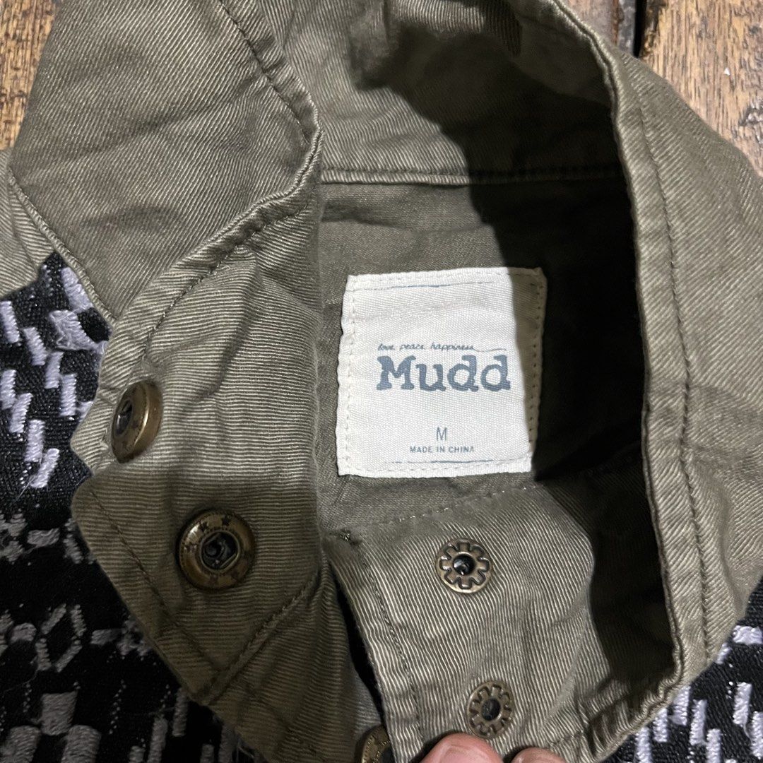 Mudd denim longsleeve for women (Category: Coats, Jackets and Outerwear) located in Caloocan City. Submitted by jpeg.vaults (Listing ID 1456386836, Image 2). Description: for women.
