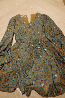 (Category: ) located in . Submitted by lizleexx (Listing ID 1456272502, Image 1). Description: .