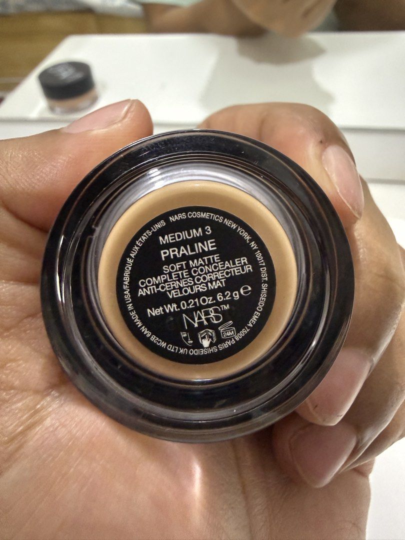 NARS Soft Matte Complete Concealer (Praline Medium 3) (Category: Makeup) located in Quezon City. Submitted by airwreckah04 (Listing ID 1456416691, Image 2). Description: Nars Pot Concealer Shade: Praline (Medium 3) RFS: Not a shade match, shade Biscuit blends well on me Bought from Blue App’s Official Nars Store in July 2026 for 1900, yours for 1750 Never dabbed with fingers, I only used a clean concealer brush. For your peace of mind, I am moren