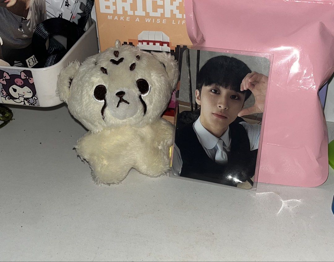 NCT Mark pc & Cheetah lee (Category: K-Wave Merchandise) located in Antipolo. Submitted by strawberry_smoothie13 (Listing ID 1456251687, Image 1). Description: - ₱900 if payo - rfs: need funds - MOP: Maya/Gcash/Maribank - MOD: SDD/J&T/Gogo Express .