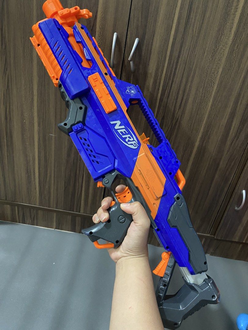 NERF GÜN AND BLASTER not tested AS IS (Category: Action & Battle Toys) located in Manila. Submitted by declutterthingzzz (Listing ID 1456363961, Image 3). Description: Nerf Gün Toy and Blaster No soft bullet included As is to photo Not tested Price starts at ₱500 Preferred lalamove only.