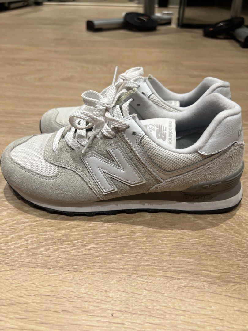 New Balance (Category: Sneakers) located in Pasig City. Submitted by evrylabel (Listing ID 1456421673, Image 3). Description: Bought from New Balance Shangri-La Rfs: decluttering.