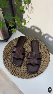 (Category: ) located in . Submitted by clothesxcottage (Listing ID 1456285834, Image 1). Description: .