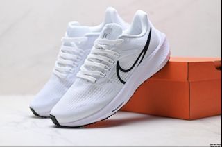 (Category: ) located in . Submitted by quality_shoes21 (Listing ID 1456304109, Image 1). Description: .