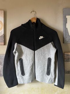 (Category: ) located in . Submitted by thrifttothecity (Listing ID 1456244421, Image 1). Description: .