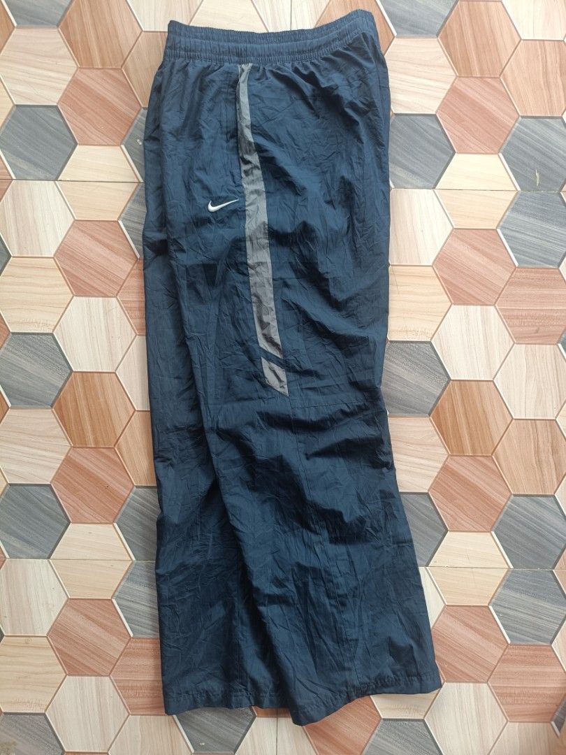 Nike Track Pants Navy Blue (Category: Activewear) located in Baggao. Submitted by thriftness661 (Listing ID 1456286330, Image 3). Description: Size:xxl issue:none off/legit pm for more details.