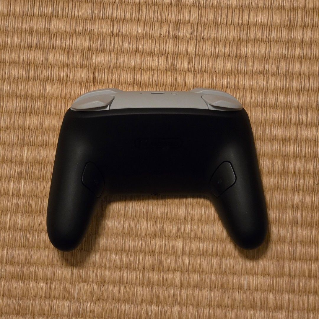 Nintendo Switch Pro 2 Controller (Category: Controllers) located in Singapore. Submitted by deathscythe_ew (Listing ID 1456366709, Image 2). Description: - Official Nintendo Switch 2 Pro Controller - Excellent for Nintendo Switch gaming - Includes original packaging - Inquire for any questions.