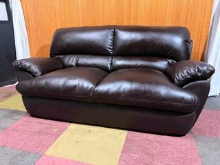 (Category: ) located in . Submitted by ad__furniture (Listing ID 1456416115, Image 1). Description: .