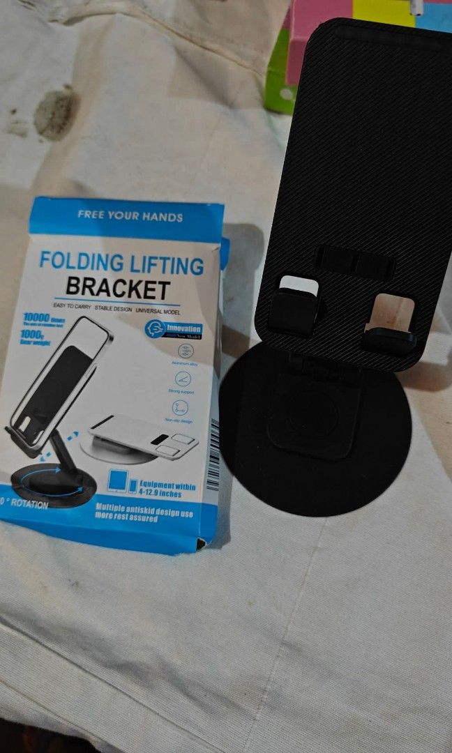 Phone stand (Category: Mounts & Holders) located in Marikina City. Submitted by caiteeekat (Listing ID 1456244383, Image 1). Description: .