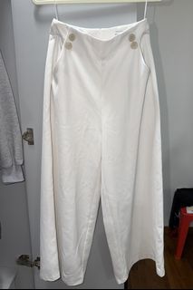 (Category: ) located in . Submitted by qyeoja (Listing ID 1456388400, Image 1). Description: .