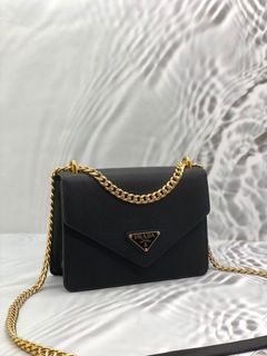 (Category: ) located in . Submitted by redrabbitluxury (Listing ID 1456328483, Image 1). Description: .