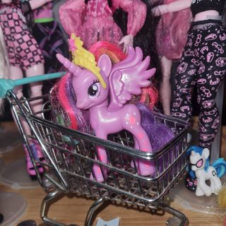 (Category: ) located in . Submitted by buttercreammocha (Listing ID 1456272052, Image 1). Description: .
