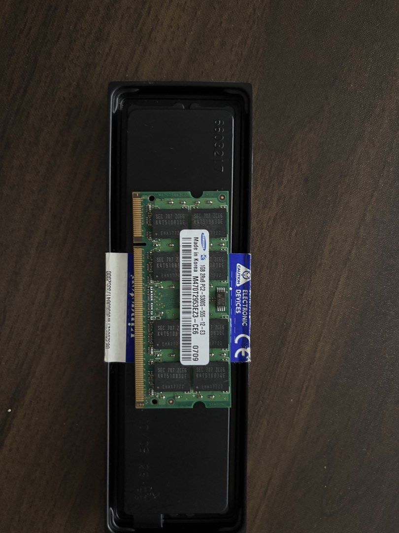 RAM Module (Category: Laptops & Notebooks) located in Singapore. Submitted by squawkbox (Listing ID 1456314375, Image 2). Description: - For Desktop PCs/Laptop - Tested and confirmed working - Perfect for upgrading your system.