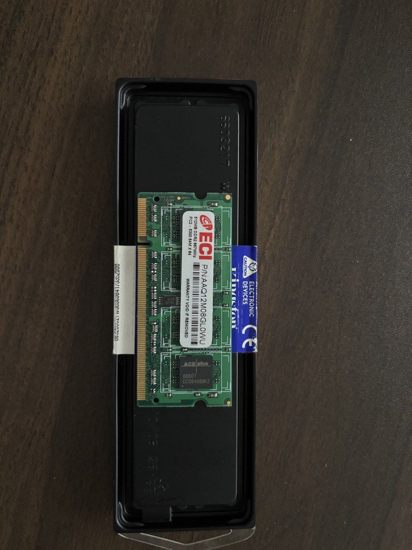 RAM Module (Category: Laptops & Notebooks) located in Singapore. Submitted by squawkbox (Listing ID 1456314375, Image 1). Description: - For Desktop PCs/Laptop - Tested and confirmed working - Perfect for upgrading your system.