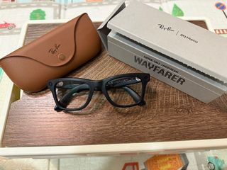 (Category: ) located in . Submitted by ZazaZPreLoved (Listing ID 1456383233, Image 1). Description: .