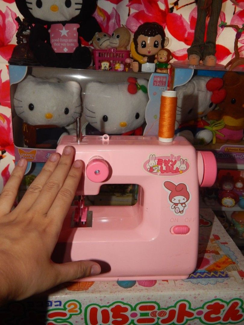 [READ DESCRIPTION] Mini Tomy Japan Sewing Machine (Category: Craft Supplies & Tools) located in Angeles City. Submitted by trustsuki (Listing ID 1456416097, Image 2). Description: 🐒 ꒰ wts lfb ph only .ᐟ ˚♡ ꒱ ‼️ read before comment ♡ Tomy Mini Sewing Machine ♡ ₱450 + lsf ✨️ working ✨️ with battery x sensi, always manage your expectation x impatient 🚚 mod: j&t + lsf ( with -21 voucher na!) or lalamove within angeles city or quezon city (tba) 🍎pr