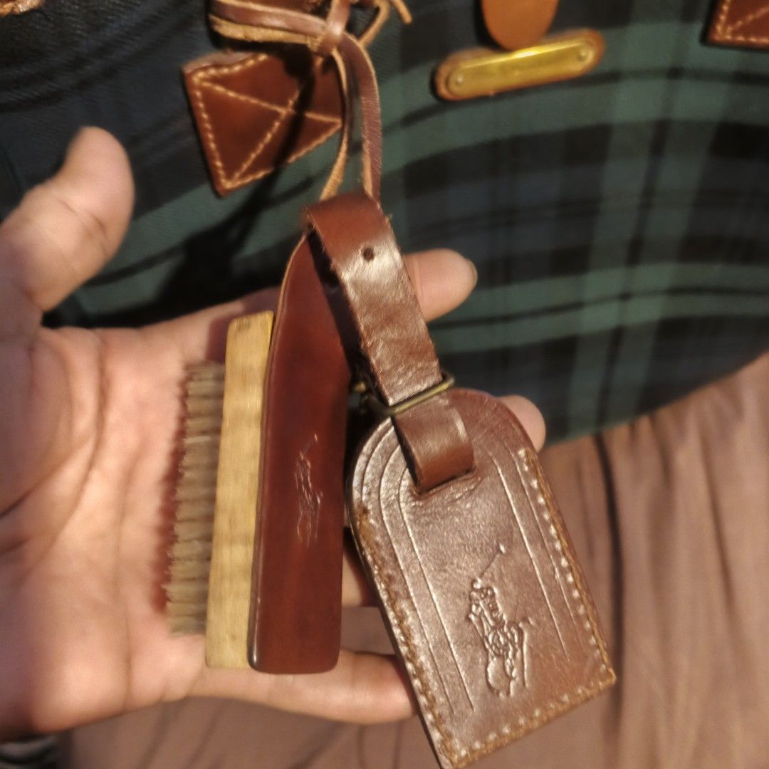 RL TOTE BAG SALE (Category: Luxury Bags & Wallets) located in Cebu City. Submitted by MVB0505 (Listing ID 1456254688, Image 2). Description: VINTAGE RL..BUT STILL GOOD CONDITION.last price post + SF..