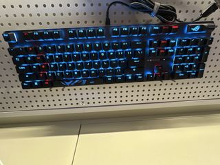 （分類：）位於 。 由 marcus0421 提交（商品編號 1456365918，圖片 1）。簡介： 。
