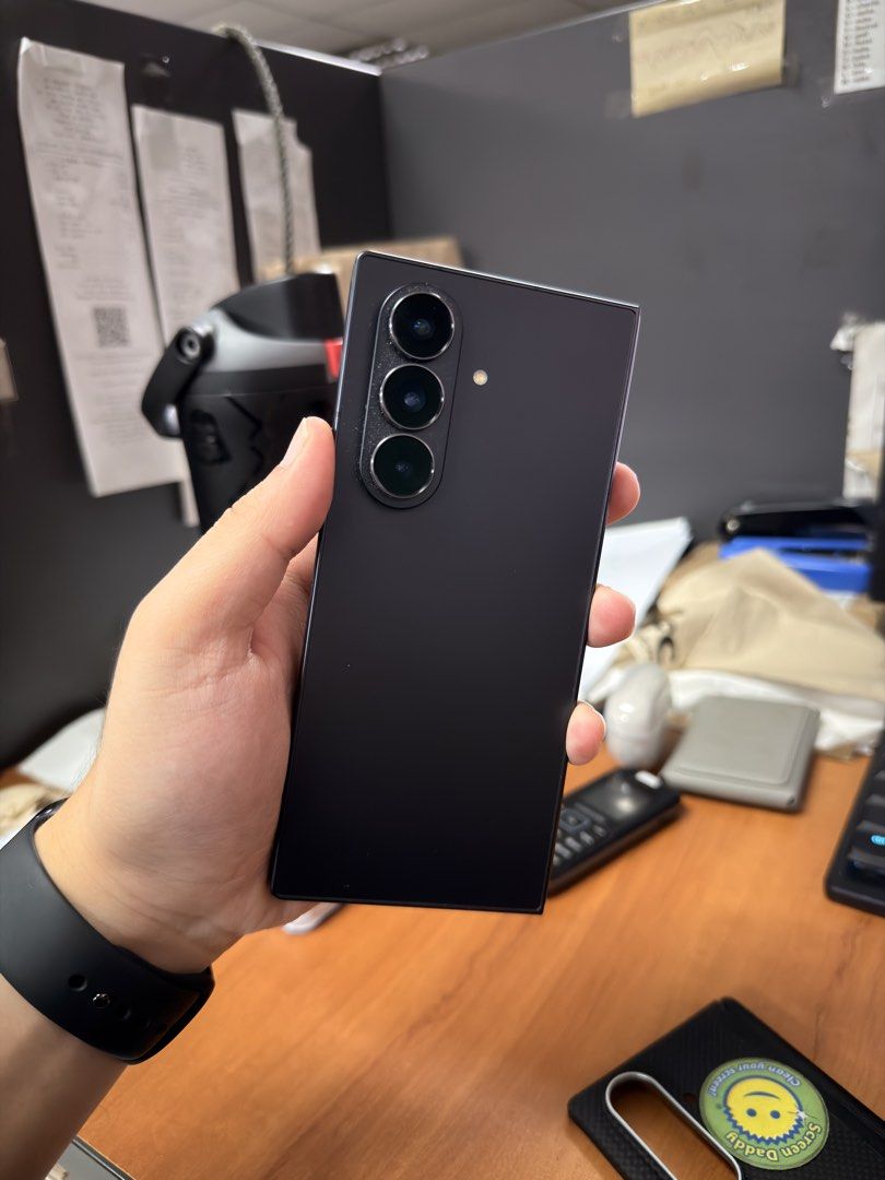 Samsung Galaxy Fold 7 512gb (Category: Samsung) located in Pasig City. Submitted by josh.lim1 (Listing ID 1456312649, Image 2). Description: Samsung Galaxy Fold 7 Black - 512gb For Sale Only Very good condition, no dents, no dead pixels. Great phone for doomscrolling and productivity alike. Screen protector installed on external display since day 1 Comes with original box, charging cable, and extra cases worth well over 3k and an extra screen pro