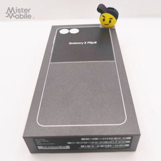 Samsung Z Fold/Flip 8 BNIB Collection item 3