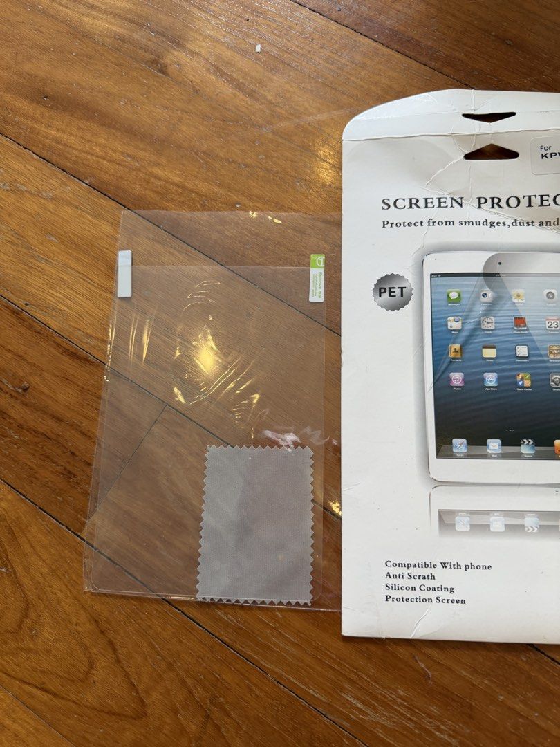 Screen Protector (Category: Other Mobile & Gadget Accessories) located in Singapore. Submitted by radiradi (Listing ID 1456256632, Image 3). Description: Screen protector for tab.
