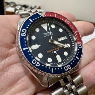 (Category: ) located in . Submitted by watchunter (Listing ID 1456343148, Image 1). Description: .