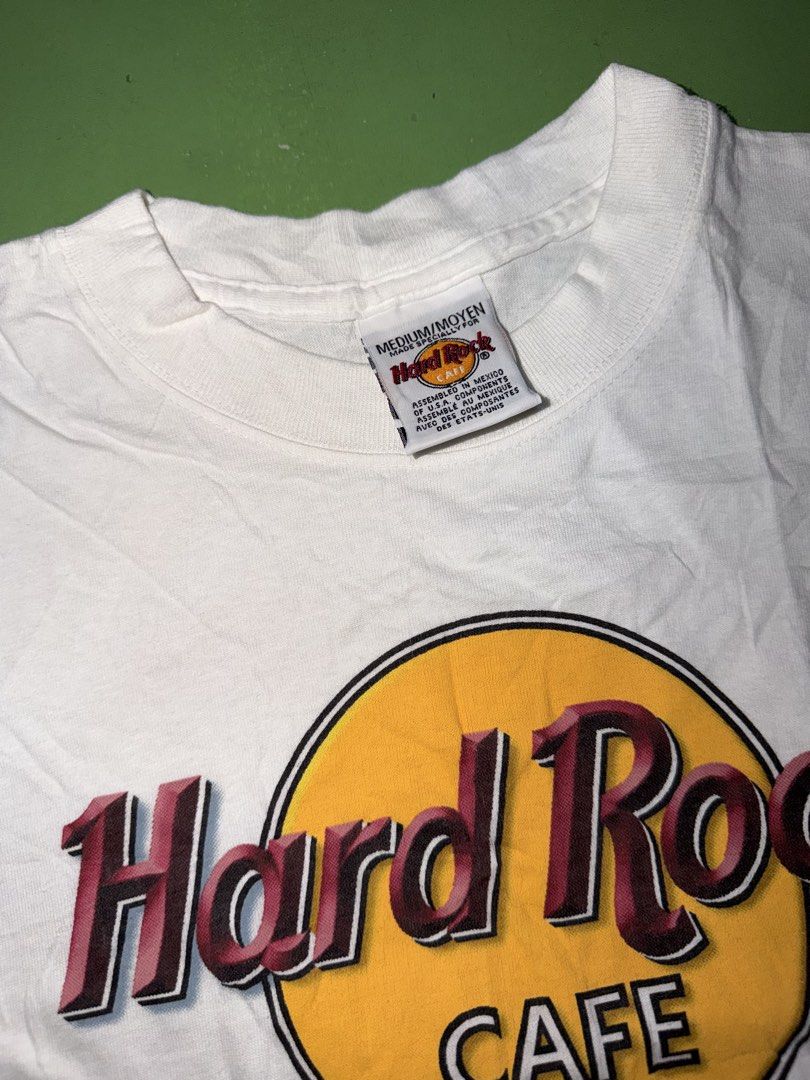 Shirt (Category: Tshirts & Polo Shirts ) located in Pasig City. Submitted by reyeslarry11740 (Listing ID 1456255254, Image 3). Description: For Sale Hard Rock Cafe Las Vegas Vintage Shirt Men Size Medium 19.6w x 27.5L Good as new condition No issue Need wash 1k plus ship only Payment 1st Pasig city.