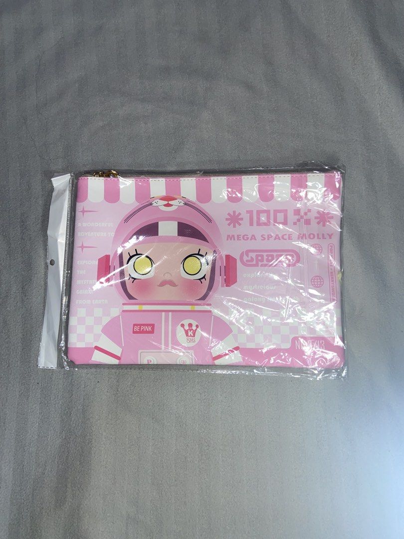 Space Molly Laptop Pouch (Category: Laptop Bags & Sleeves) located in Paranaque City. Submitted by leyleysells (Listing ID 1456325840, Image 1). Description: ⤷ Price still negotiable! ⤷ Space Molly Design ⤷ Big pouch with zipper MOP: Gcash MOD: Lalamove, J&T.