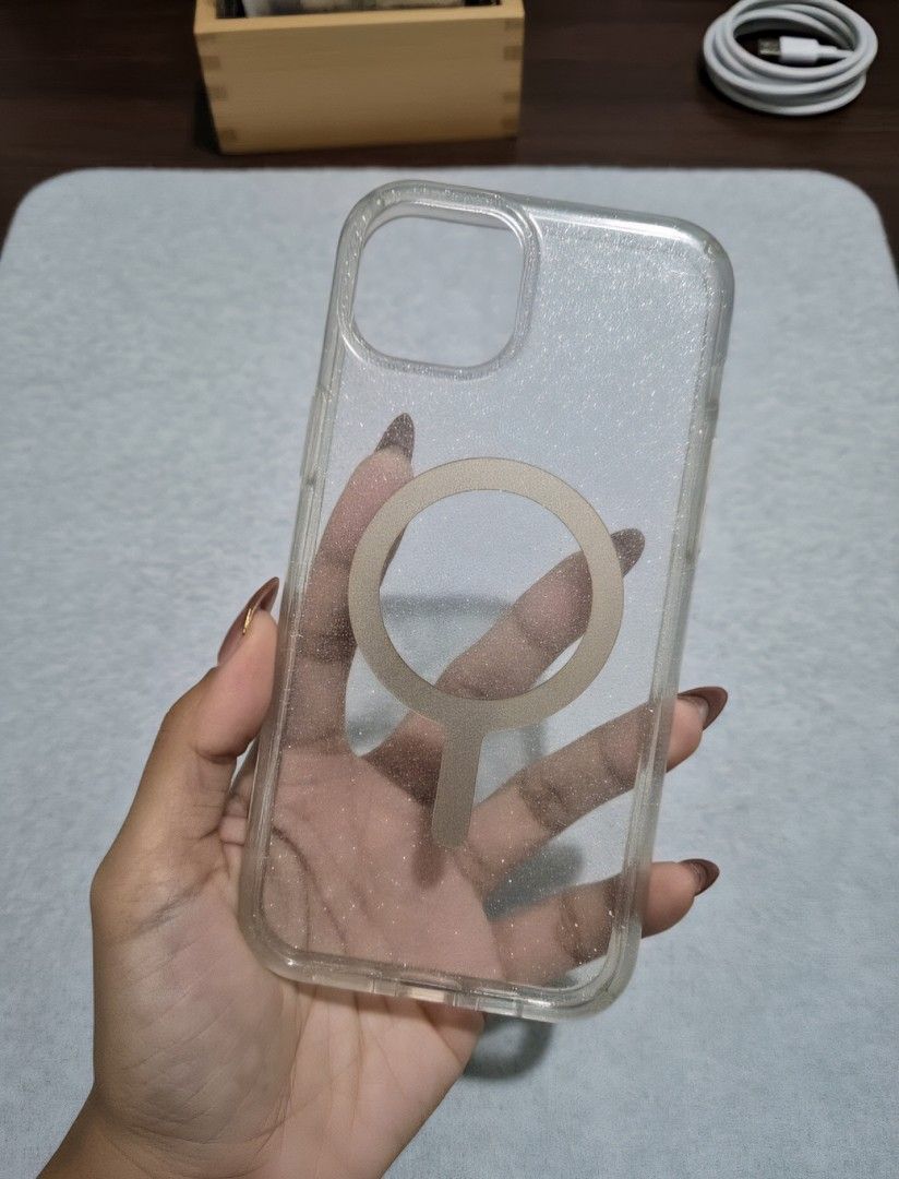 Authentic Speck Presidio Glitter Case for Iphone 15 Plus (Category: Cases & Sleeves) located in Cavite. Submitted by jemtamayo (Listing ID 1456250102, Image 1). Description: Original Price: P2000 💯 original with original box slightly used IMPORTANT NOTE: PLEASE DO NOT MAKE AN OFFER if you do not intend to pay and get the item ESPECIALLY IF IT IS ACCEPTED. Let us respect each other's time. Thank you!.