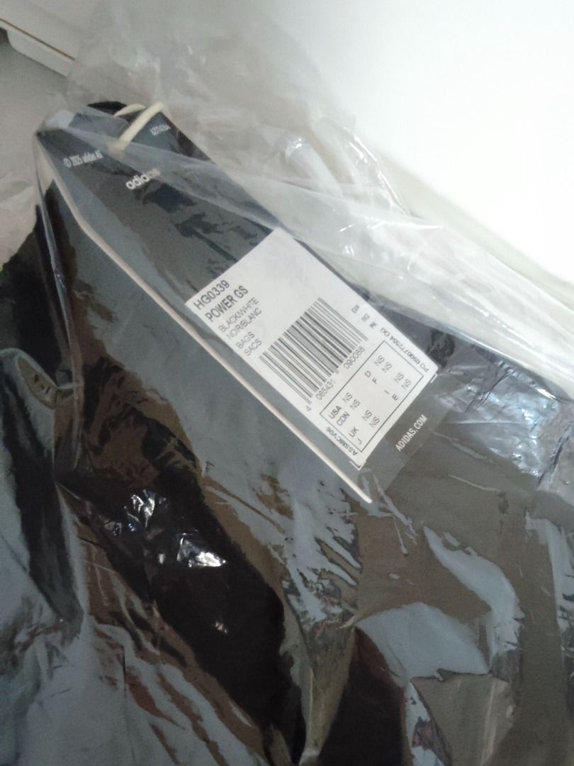 String bag (Category: Backpacks) located in Singapore. Submitted by gtggroup (Listing ID 1456249341, Image 2). Description: .