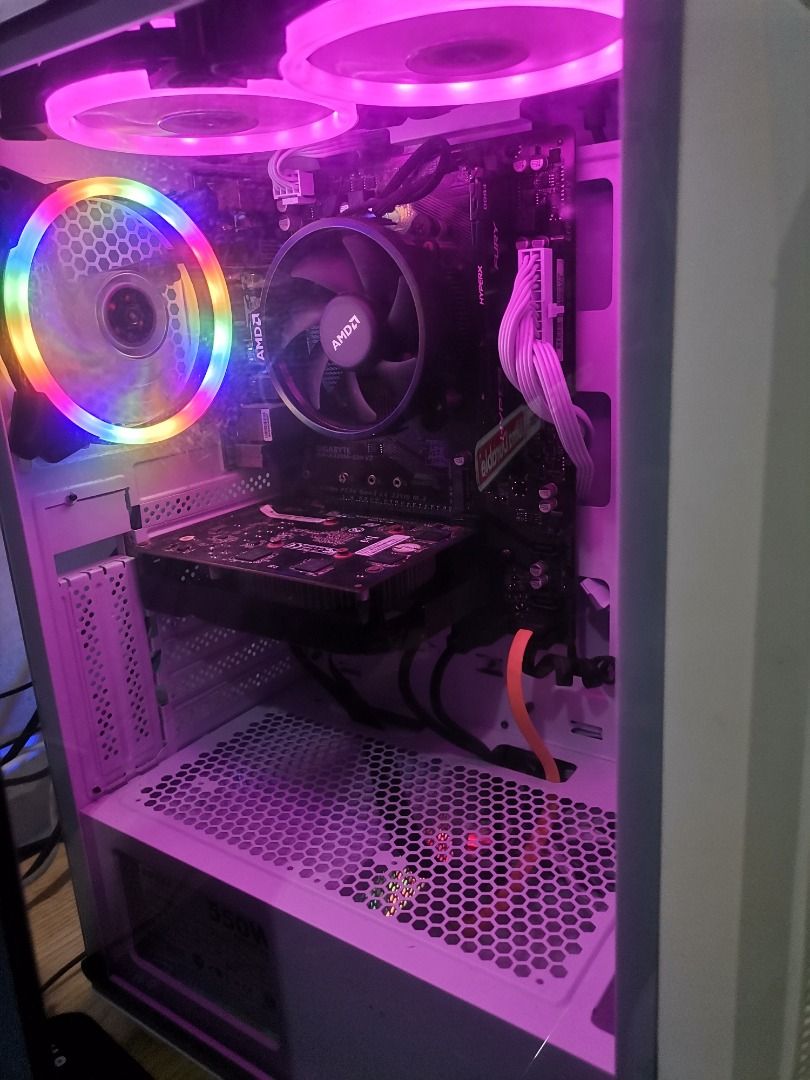 System unit Ryzen 5/1050ti/120ssd/1tb hdd (Category: Desktops) located in Caloocan City. Submitted by warmearth.4ce45 (Listing ID 1456412924, Image 2). Description: Gaming Desktop Ryzen 5 — ₱15,000 Specs: Ryzen 5 2600 (6C/12T) GTX 1050 Ti 4GB Gigabyte A320M S2H V2 (NVMe Support) 8GB RAM 128GB SSD + 1TB HDD Inplay 550W Bronze PSU Freshly cleaned Low temperatures Ready to use 📍 Taytay, Rizal — Pickup Only 💰 ₱15,000 Negotiable.