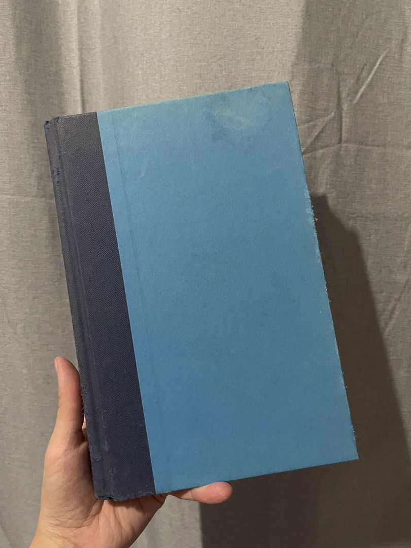 The Light Between Oceans by M. L. Stedman (Category: Storybooks) located in Manila. Submitted by princessdonut (Listing ID 1456385060, Image 3). Description: - Hardcover •The Light Between Oceans (₱300): Has tears on the outer cover of the book, water stain on the front cover, a bit of tanning .
