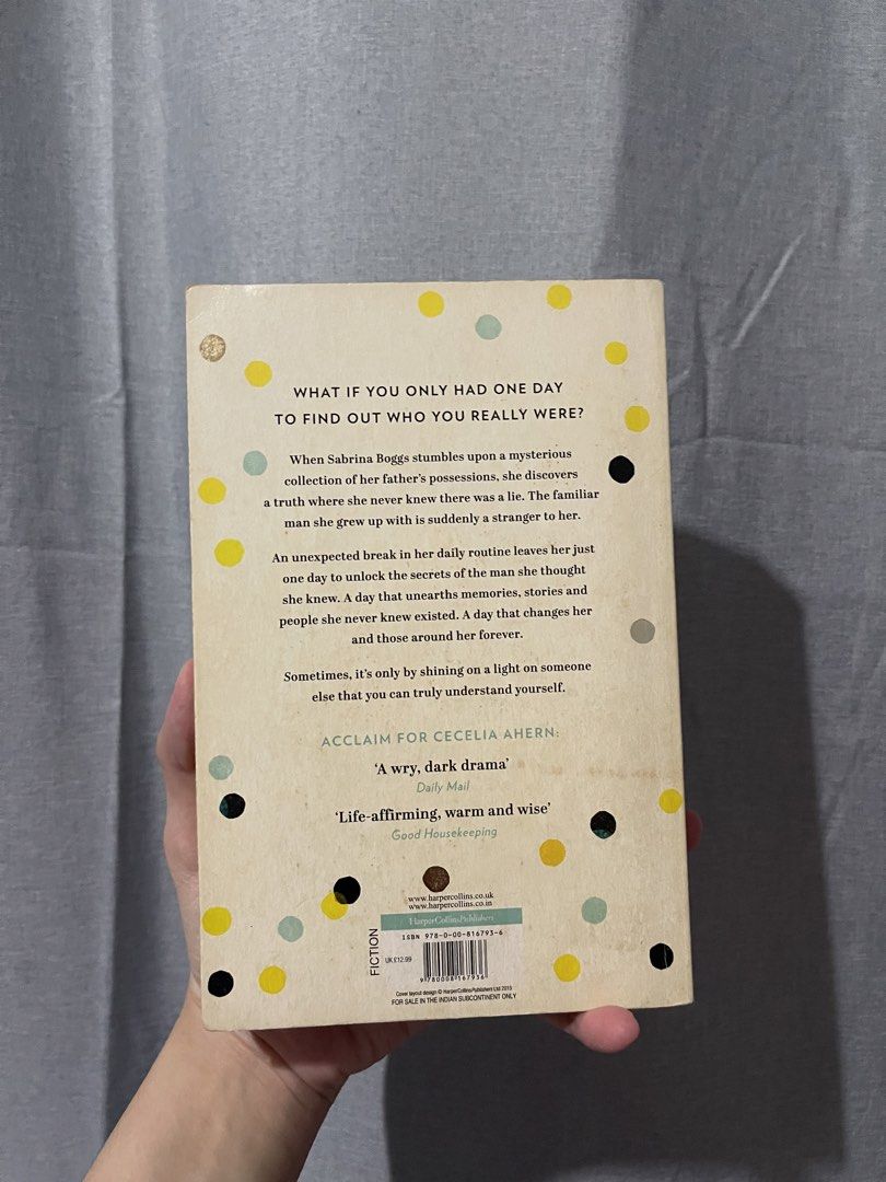The Marble Collector by Cecelia Ahern (Category: Storybooks) located in Manila. Submitted by princessdonut (Listing ID 1456385707, Image 2). Description: •The Marble Collector (₱200): Tanning pages.