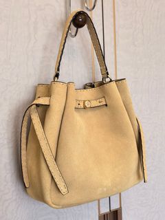 (Category: ) located in . Submitted by pshoppers. (Listing ID 1456317334, Image 1). Description: .