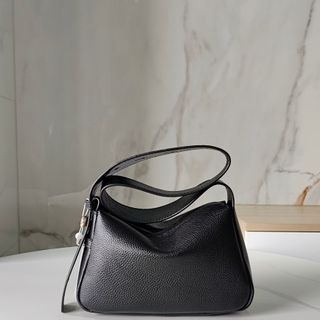 (Category: ) located in . Submitted by pshoppers. (Listing ID 1456320858, Image 1). Description: .